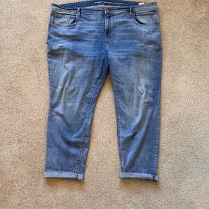 Old Navy Women's Boyfriend Jeans in Blue